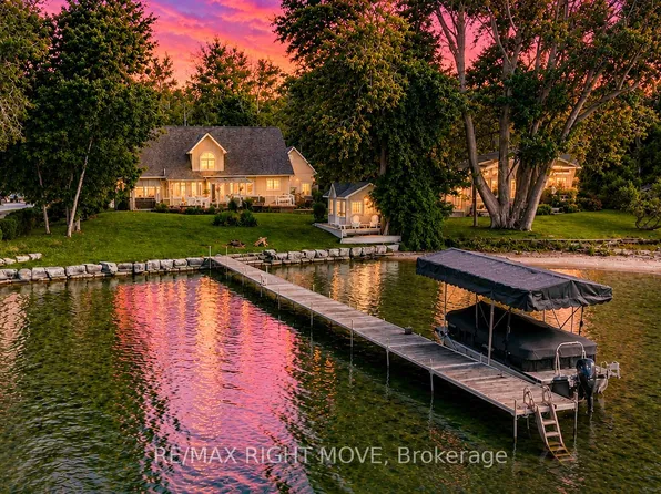3852 Muley Point Rd, Ramara, ON L3V 0L1