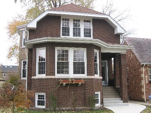 1st image of 4923 W Catalpa Ave