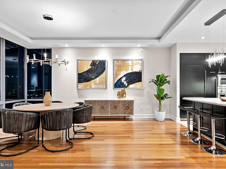 1414 S Penn Sq #30CDE — Photo 6