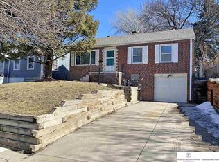 2513 N 69th St, Omaha, NE 68104