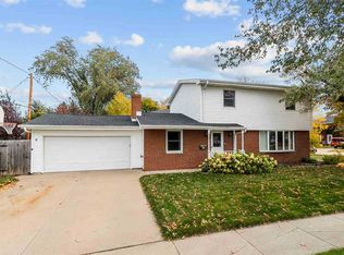 2700 N Drew St, Appleton, WI 54911
