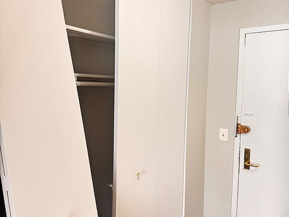 4th image of 13702 Northern Blvd APT 3J