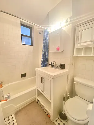 Rented by Corcoran | media 25