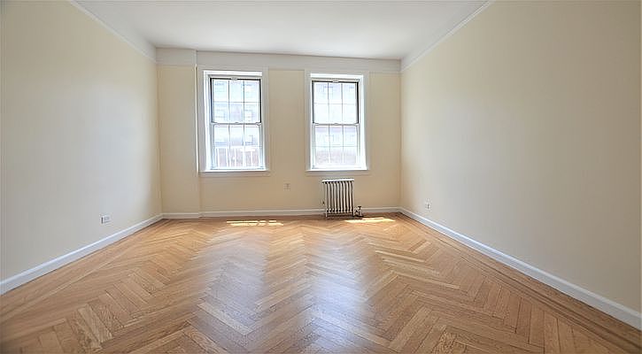 1st image of 117 W 13th St APT 31