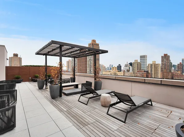 310 East 86th Street image 15 of 16