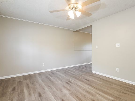 3rd image of 8270 Attleboro Dr