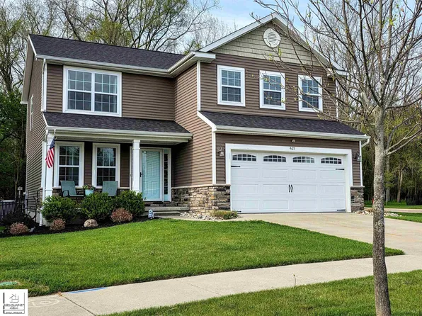 465 Edgewood Pass, Fenton, MI 48430
