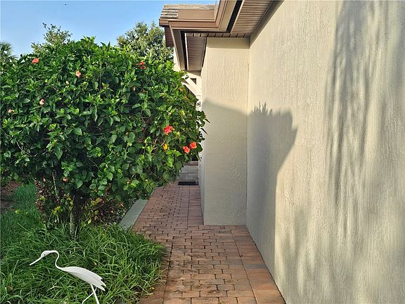 2nd image of 5121 Longhorn Dr