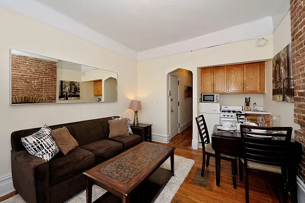 Rented by Eisenberg Exclusives | media 58