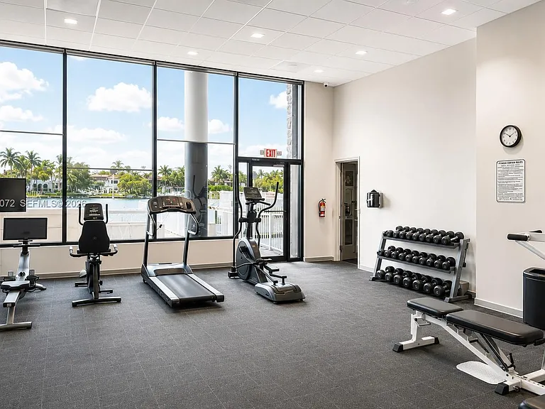 5838 Collins Ave #5G — Photo 22