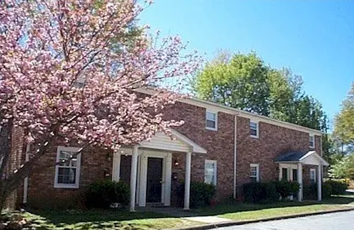 18-20 Powell Pl Photo 1
