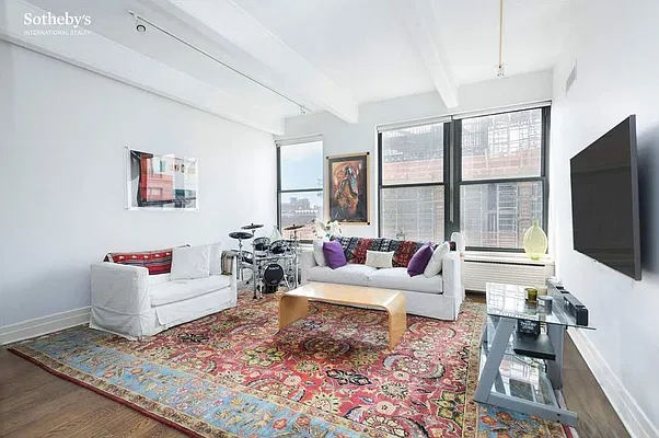 Rented by Sotheby's International Realty | media 2