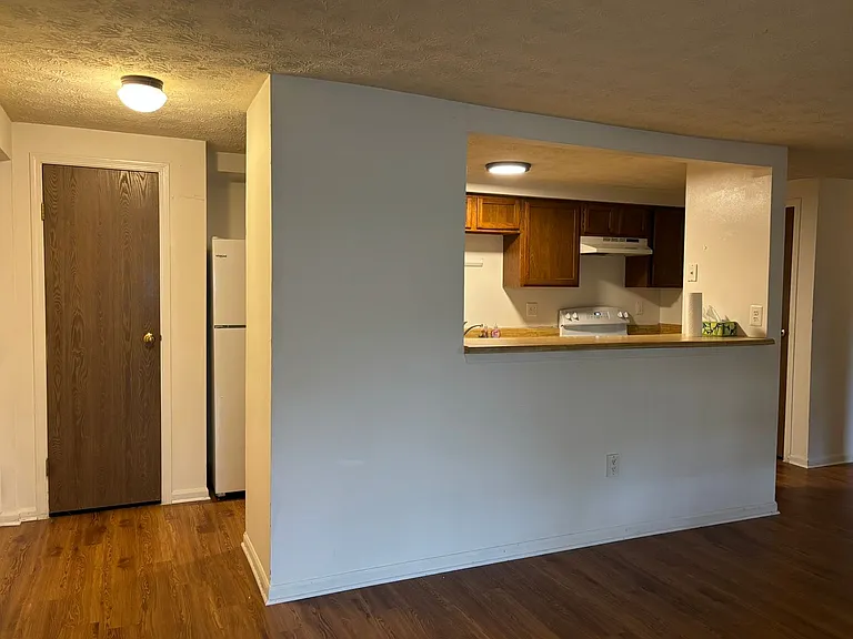 798 Southern Hills Dr — Photo 5