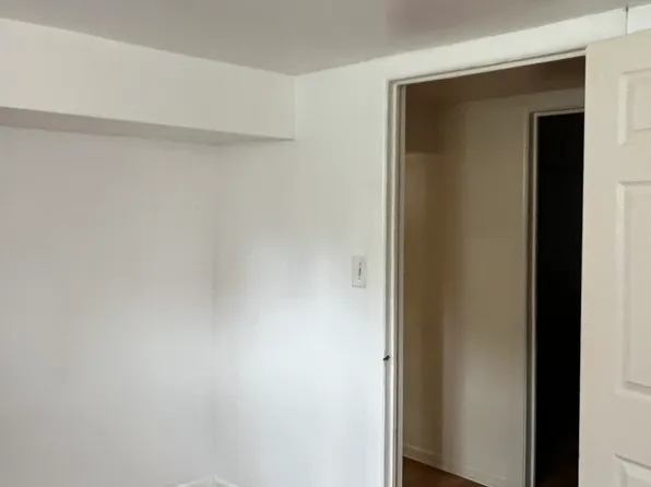 4910 Glassmanor Dr #Basement, Oxon Hill, MD 20745