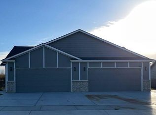 5184-5186 N Cypress St, Wichita, KS 67226