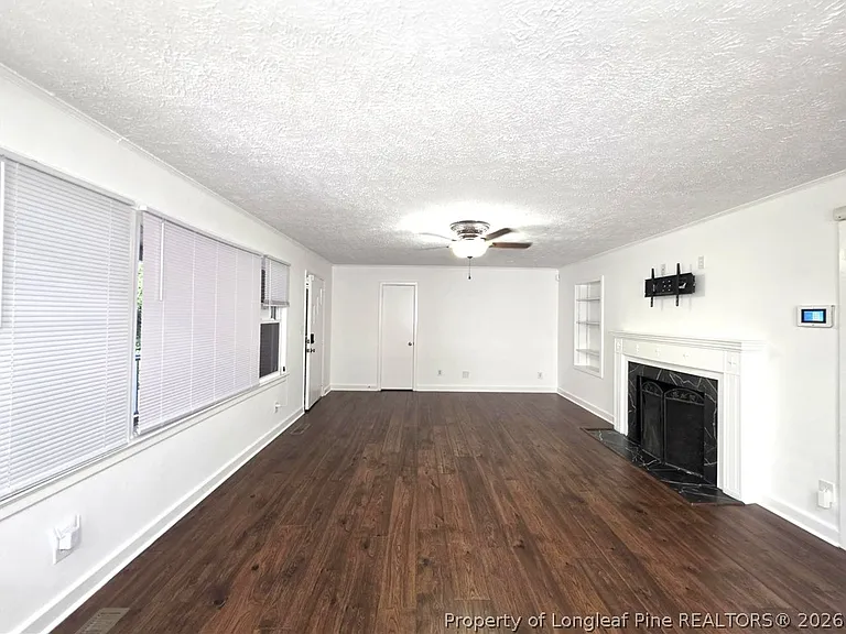 216 Country Club Dr — Photo 11