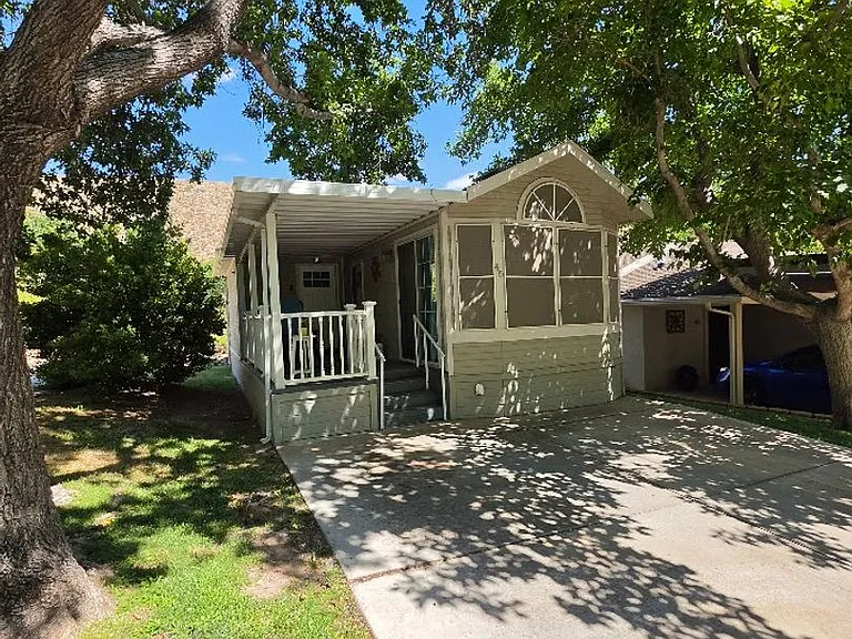45 Cottonwood Ln — Photo 19