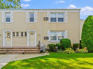 71-68 252nd St #2A, Queens, NY 11426