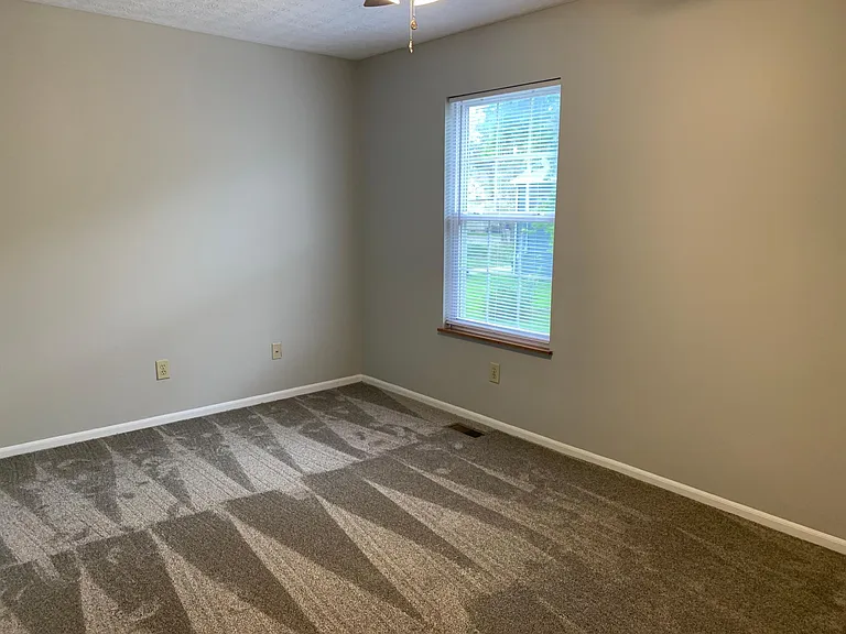 1619 N Star Ave — Photo 16