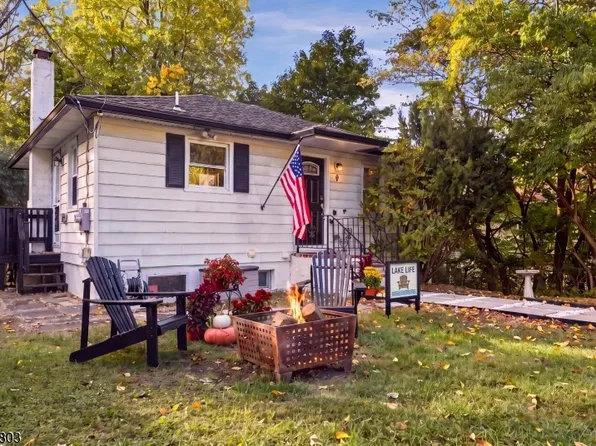 9 Oliver Rd, Roxbury Twp., NJ 07850