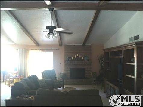 5th image of 2900 Brady Pl