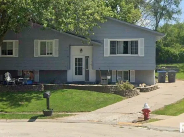 3325 6th St W, Milan, IL 61264