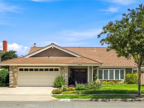 2040 Swan Dr, Costa Mesa, CA 92626
