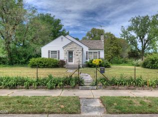 529 Euclid Blvd, Carthage, MO 64836