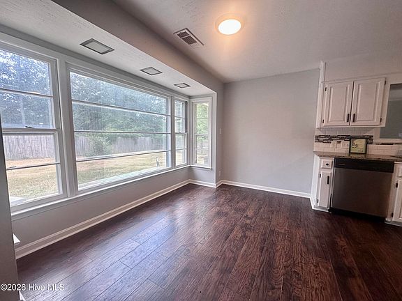 3rd image of 2142 Kingsley Court