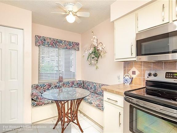 4th image of 2208 S Cypress Bend Dr APT 506