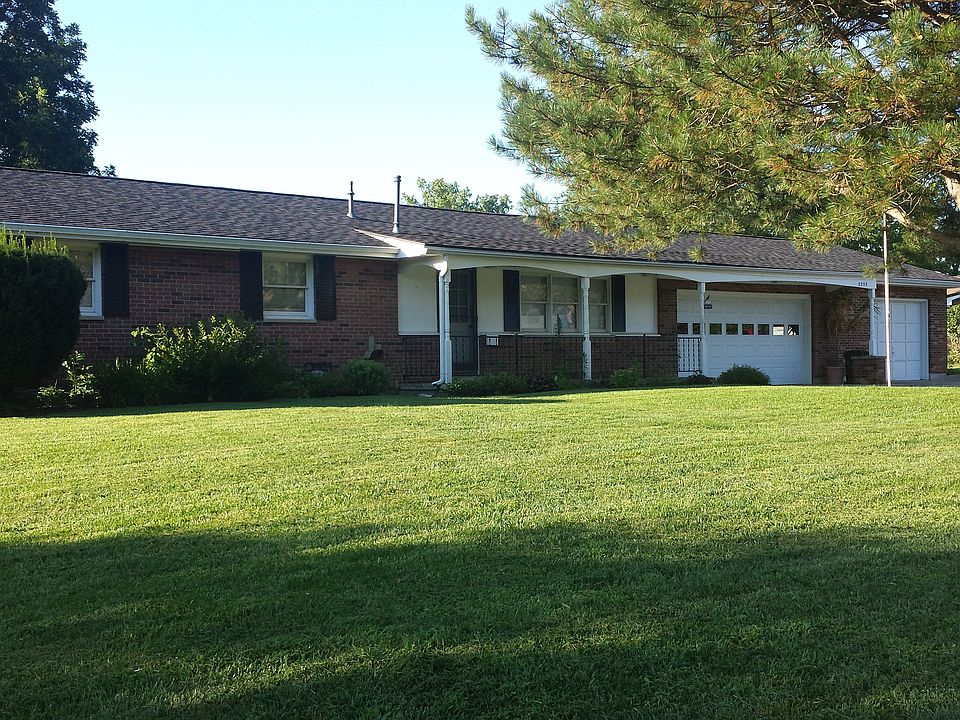 1st image of 2555 Rosewood Dr