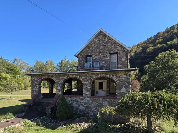 11658 Little Pine Creek Rd, Waterville, PA 17776
