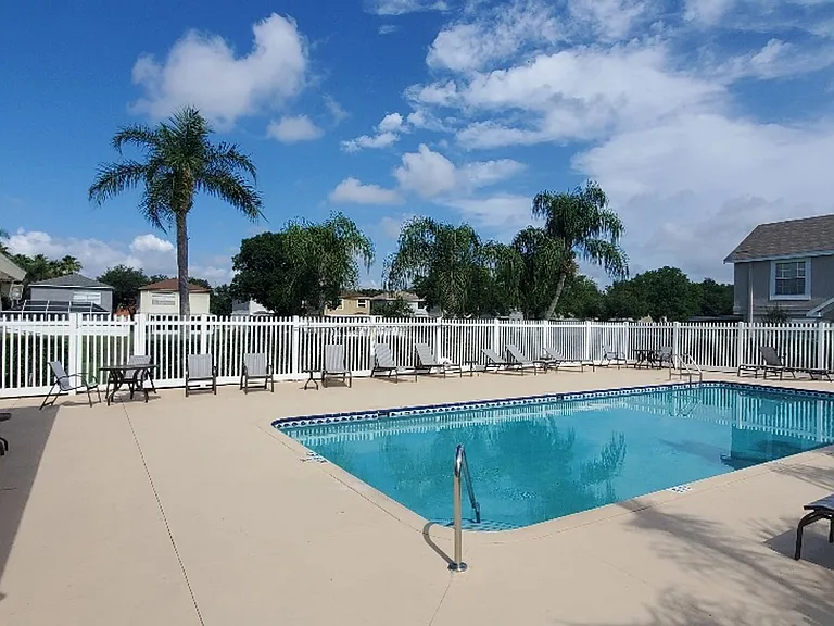 337 Kensington Lake Cir — Photo 18