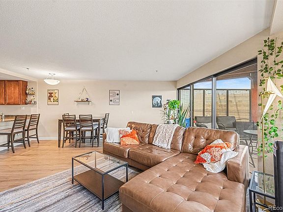 3rd image of 100 Park Avenue #905