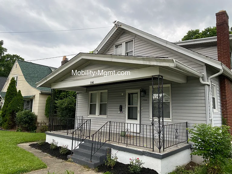 7541 Abbie Pl — Photo 2