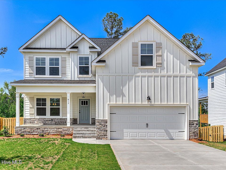 1st image of 617 Grosbeak Lane