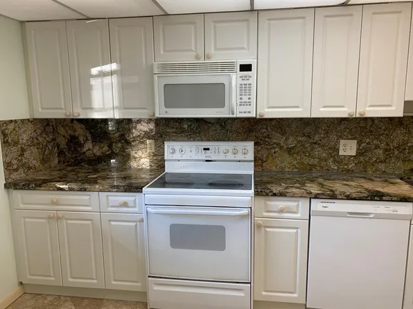 2571 Aragon Blvd APT 122, Fort Lauderdale, FL 33322