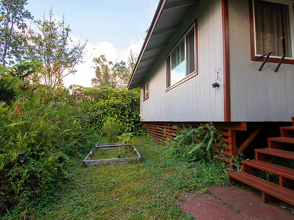 3rd image of 14-3460 Molokai Rd