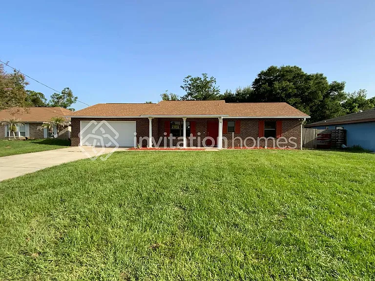 885 Rayston St — Photo 1