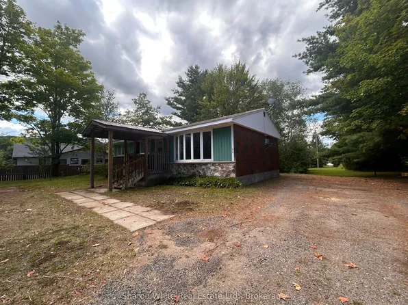 310 Hastings St N, Bancroft, ON K0L 1C0