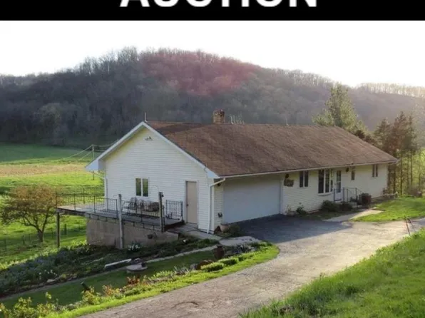16429 Pine Tree Road, Muscoda, WI 53573