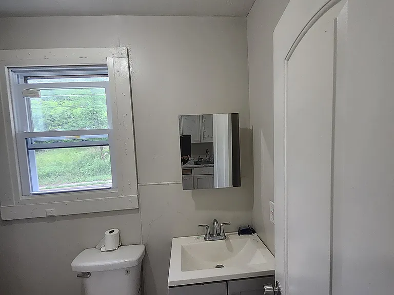 9 Spring St #2 — Photo 11