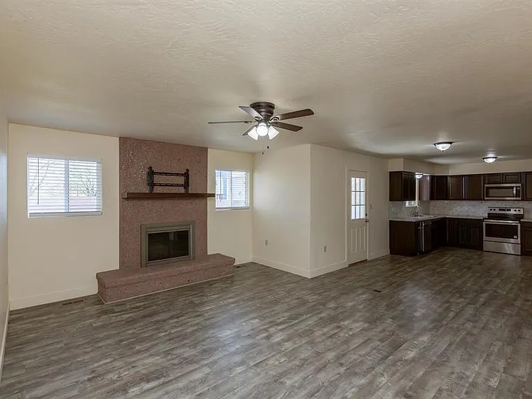 2999 Fort Garland Dr — Photo 9