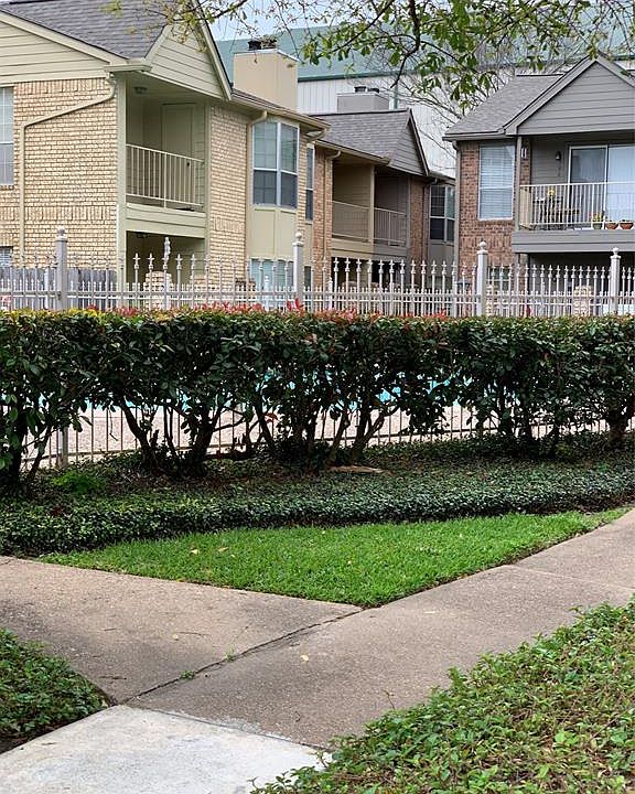 1st image of 11201 Lynbrook Dr APT 3201