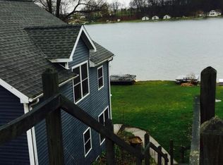 10200 Sycamore Beach Dr, Three Rivers, MI 49093