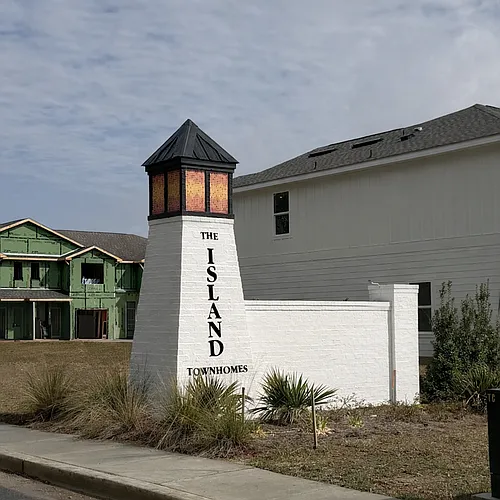 The Island Townhomes, LLC Photo 1