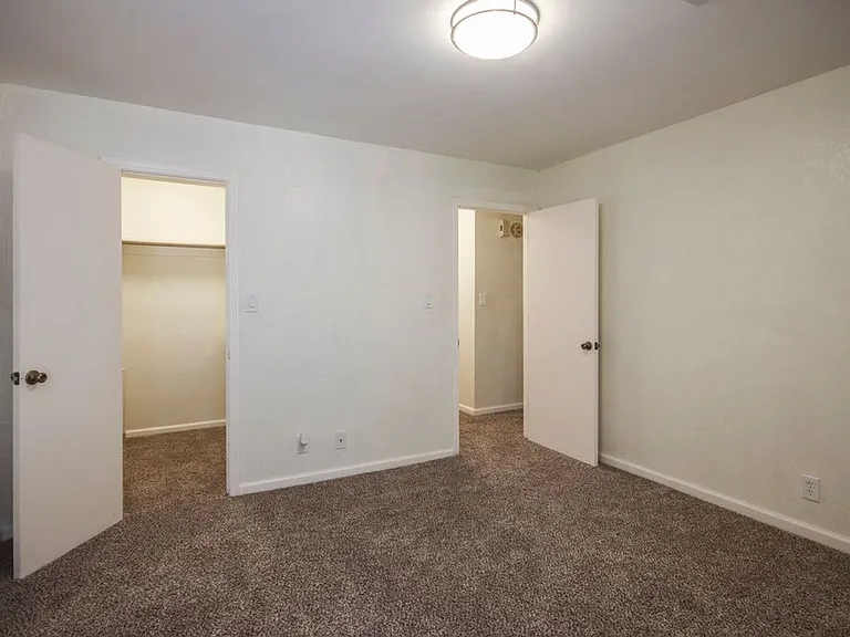2850 E 90th St #1205 — Photo 17