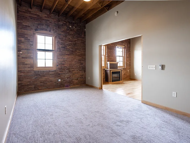 600 N Main Ave — Photo 6