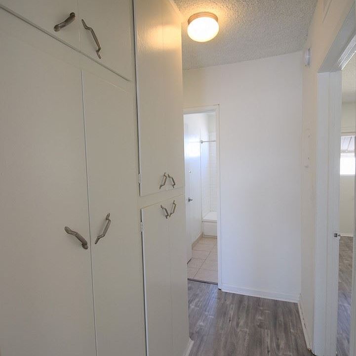 1st image of 5502 Corteen Pl APT 204