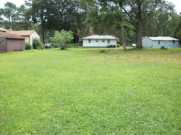 4th image of 1038 Owls Creek Ln